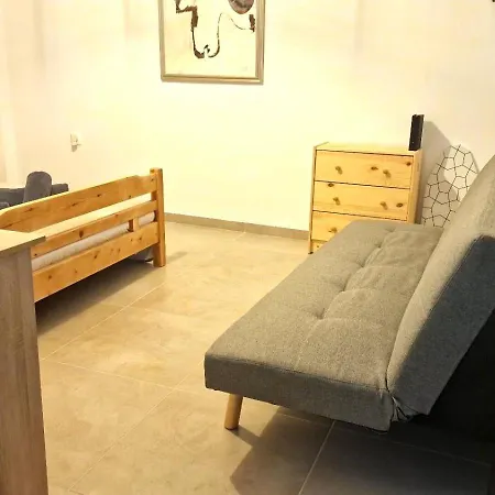 Stella's * 尼尔斯吉尼